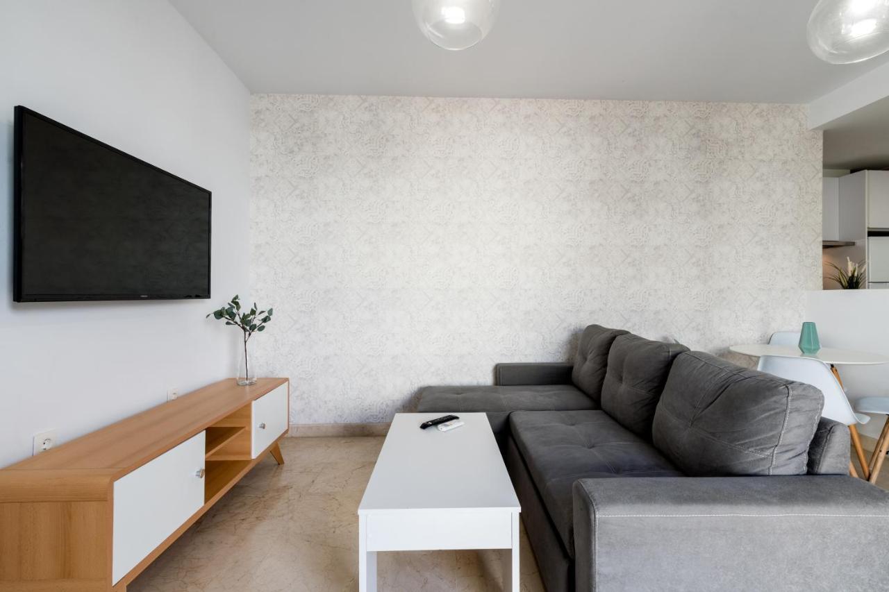 Lumbreras Host Apartment Севиля Екстериор снимка